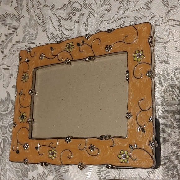 3/$40 Vintage Picture Frames - Picture 4 of 7